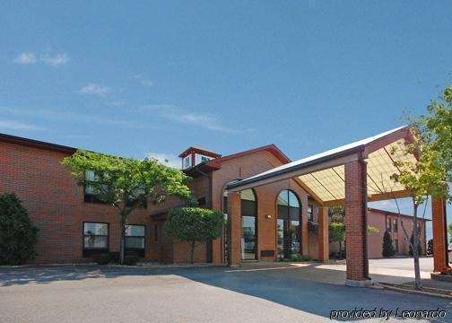 Howard Johnson By Wyndham Waukegan Great Lakes Luaran gambar